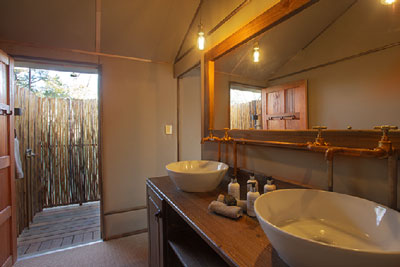 Vuyani River Lodge Bathroom